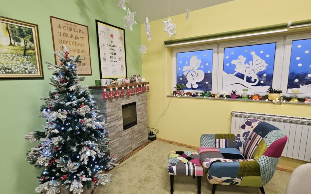 Zimsko-blagdanski ugođaj u našoj knjižnici